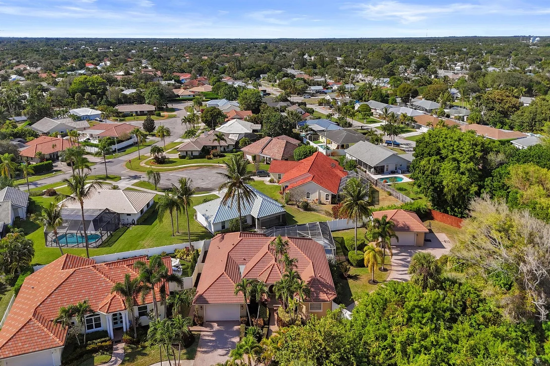 Photo of 603 N Cypress Drive