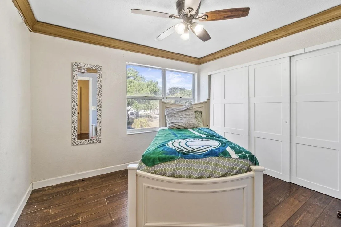 Photo of 4656 Lakeside Circle