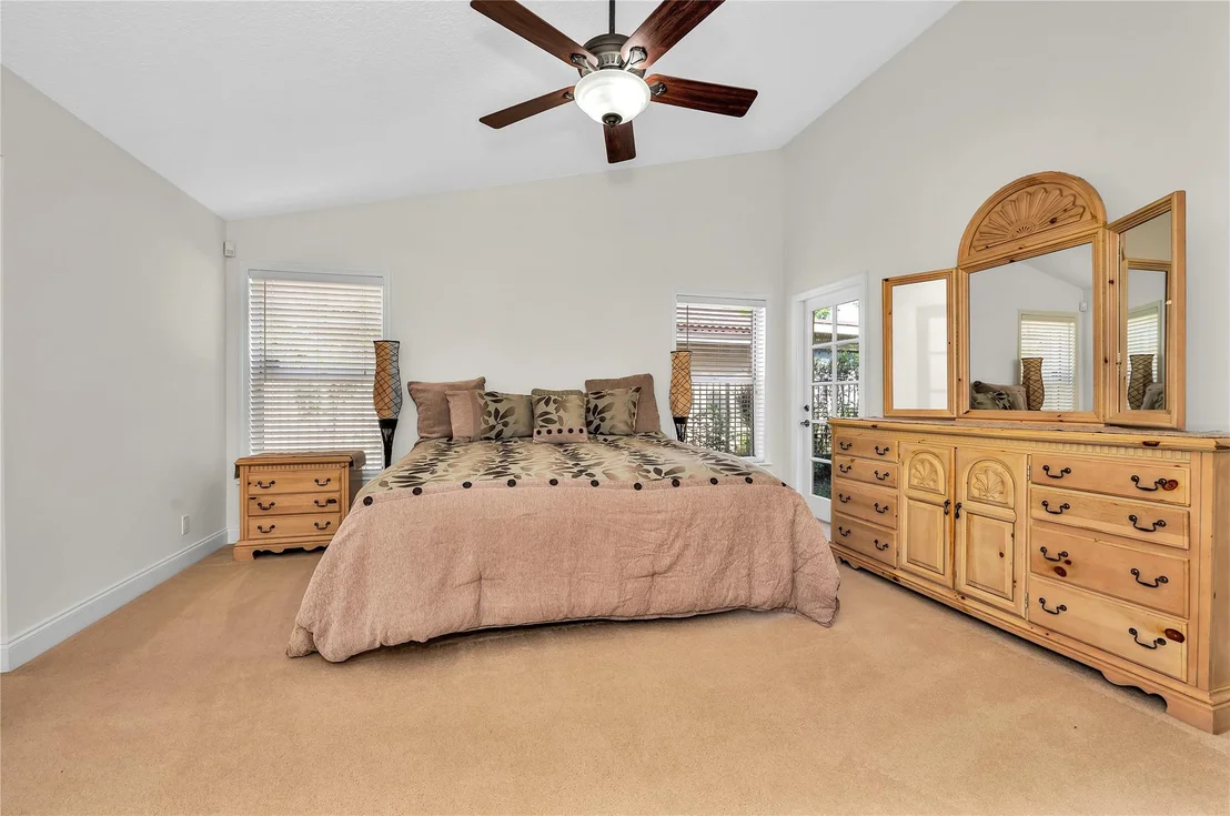 Photo of 1615 Lakeshore Circle