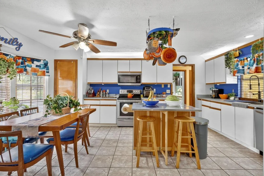 Photo of 600 Gopher Hill Road
