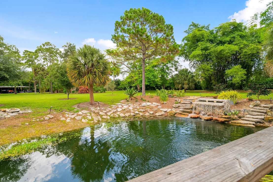 Photo of 6624 Dillman Road