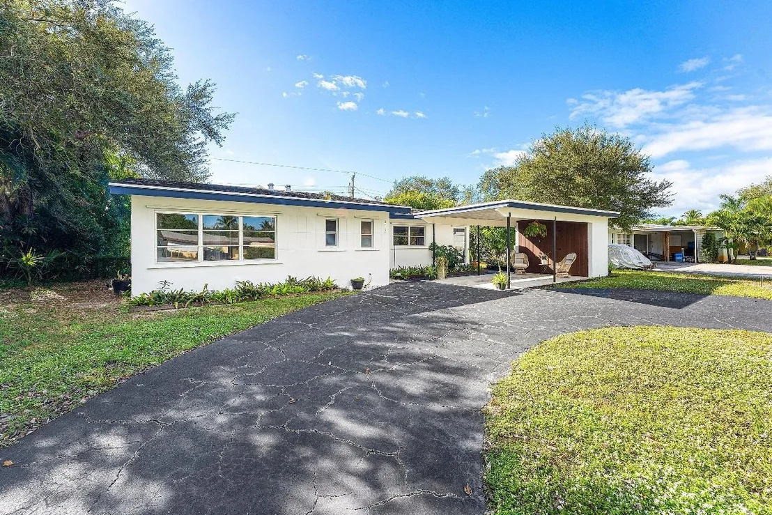 Photo of 817 Buttonwood Road