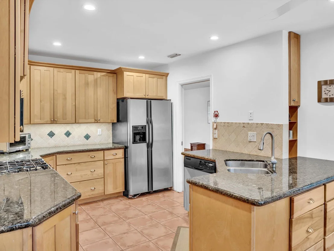 Photo of 3204 Lakeview Drive