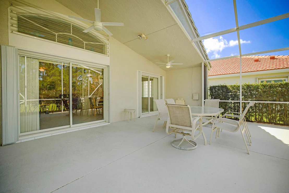 Photo of 7008 SE Twin Oaks Circle