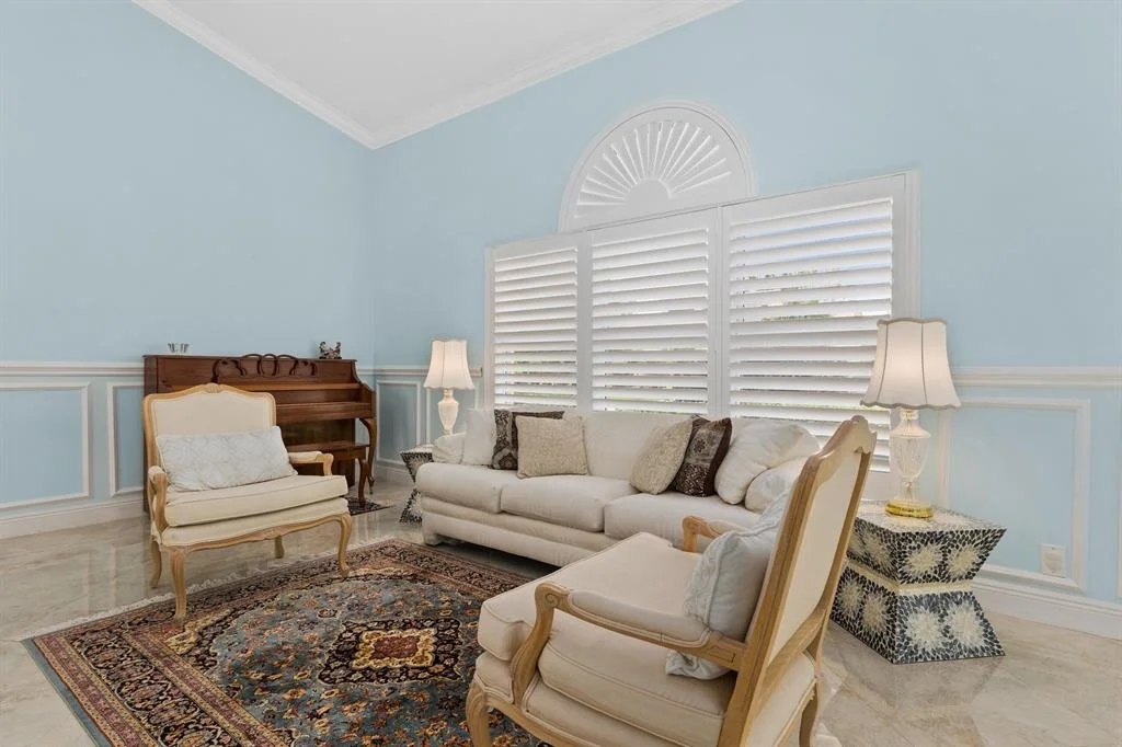 Photo of 10123 Canoe Brook Circle