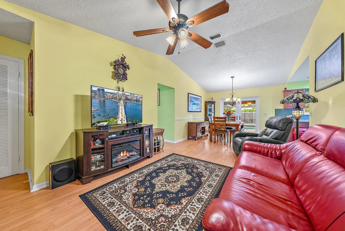Photo of 17659 Pittsburgh Drive