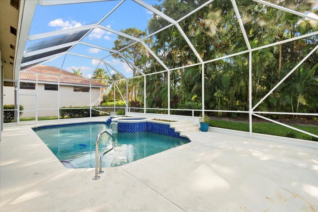 Photo of 6989 Cypress Cove Circle