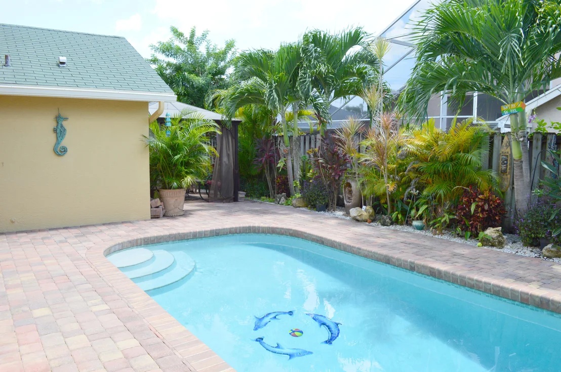 Photo of 6416 Revelle Circle S