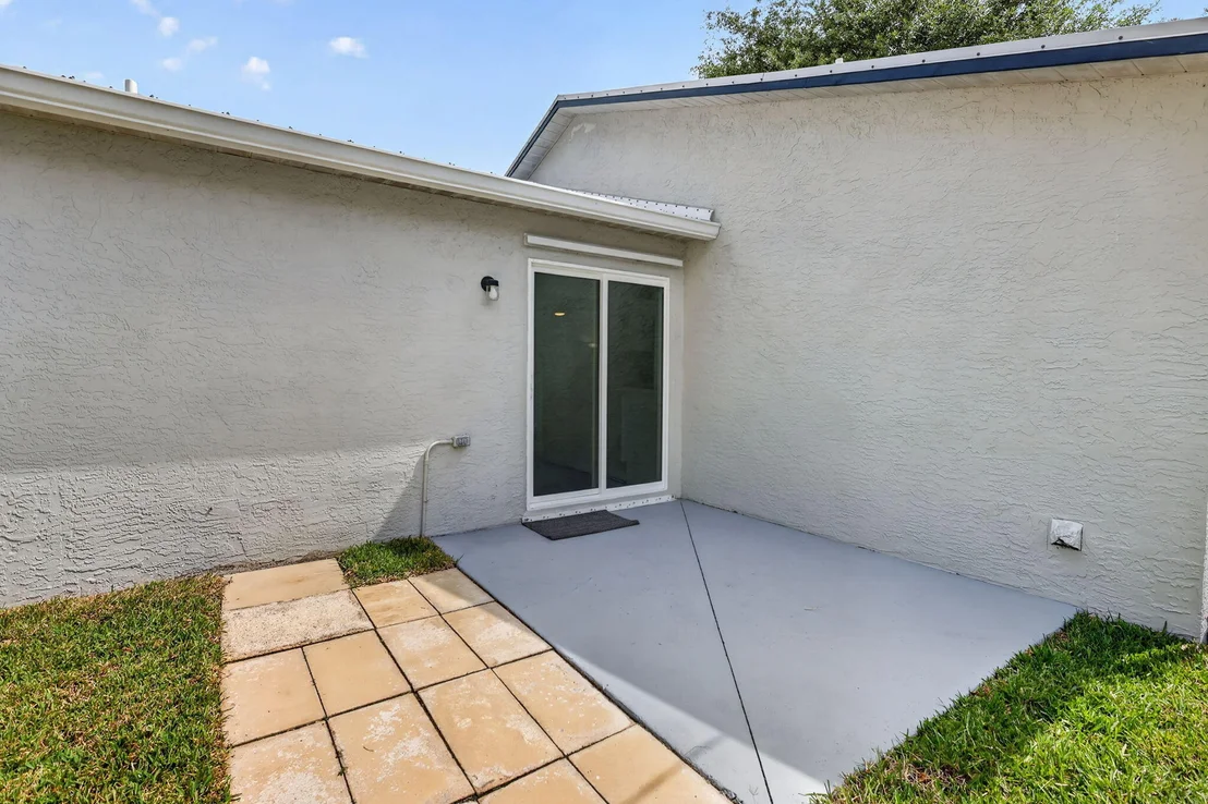 Photo of 5781 SE Pine Drive