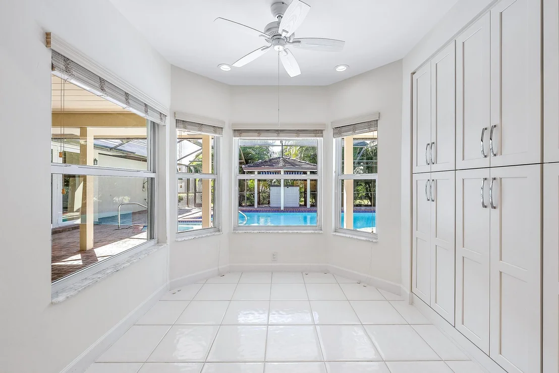Photo of 18433 SE Heritage Drive Drive