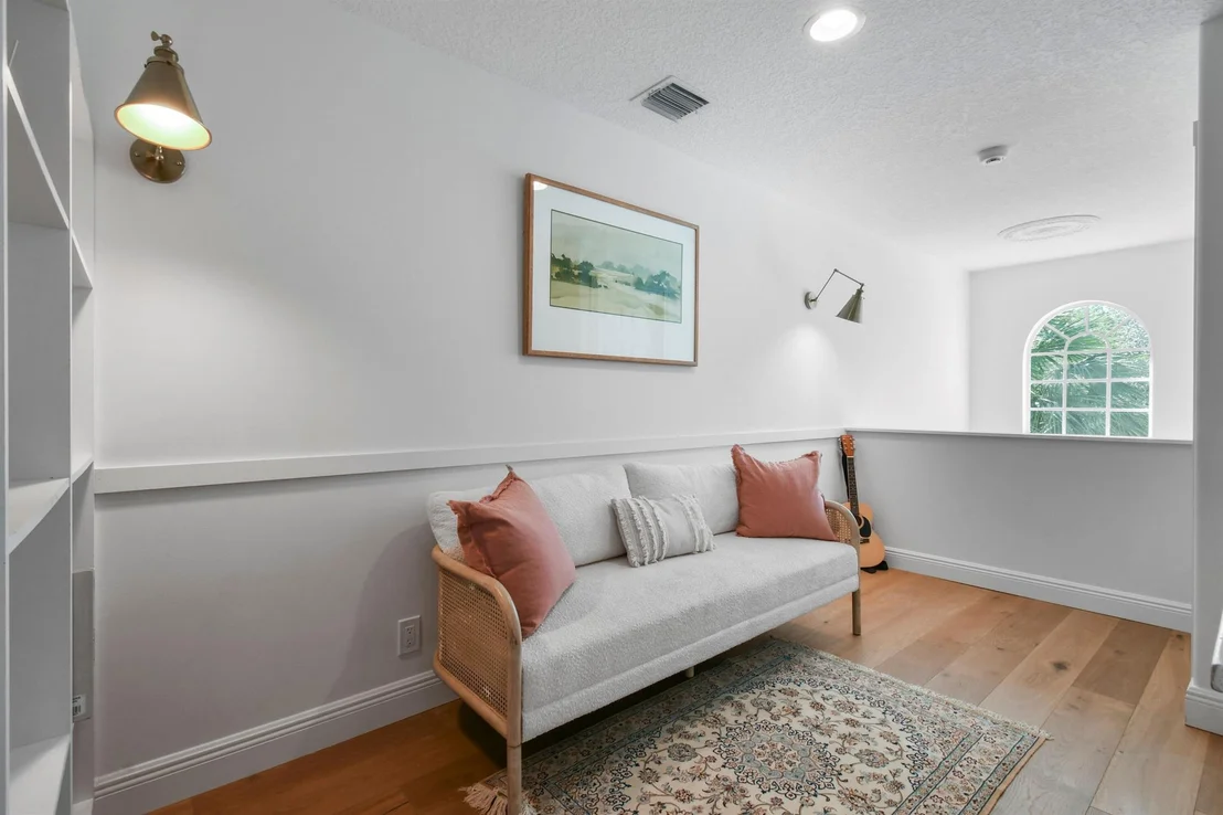 Photo of 1228 Egret Circle S