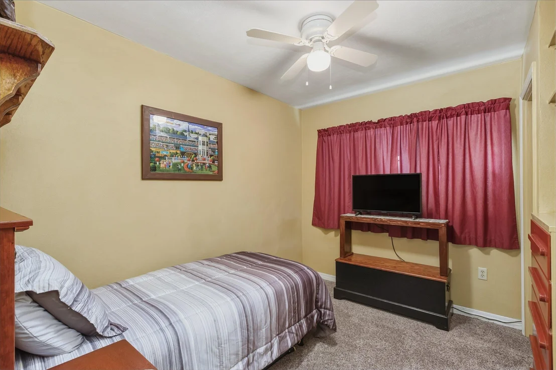 Photo of 2266 Post Road