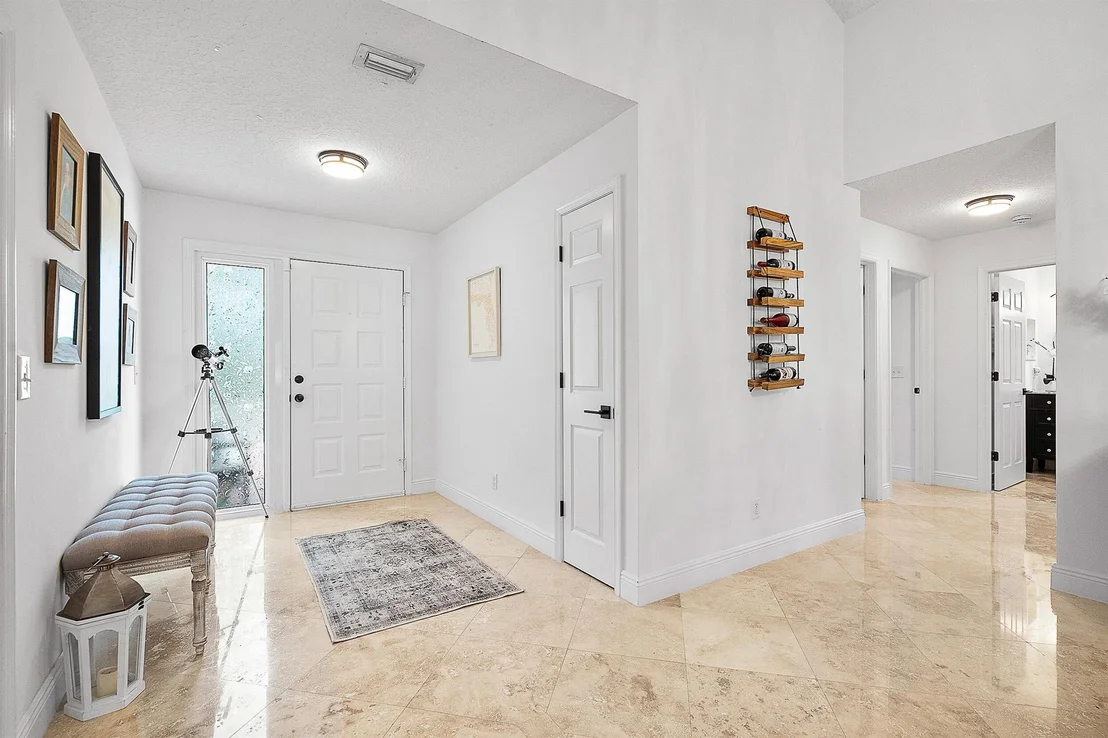 Photo of 227 Moccasin Trail