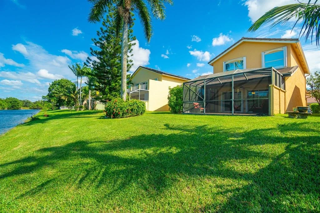 Photo of 18078 Clear Brook Circle