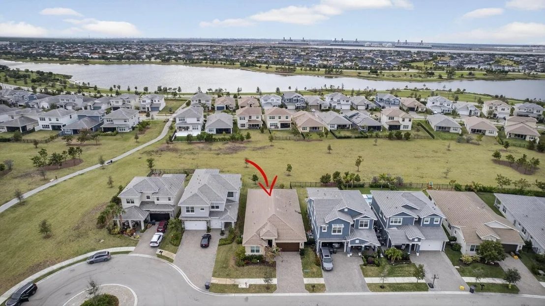 Photo of 1411 Thistle Place