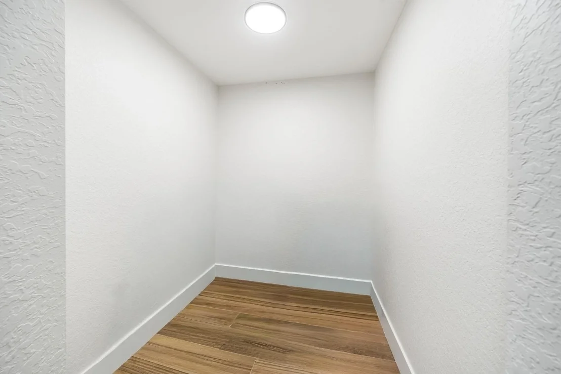 Photo of 3547 B Road