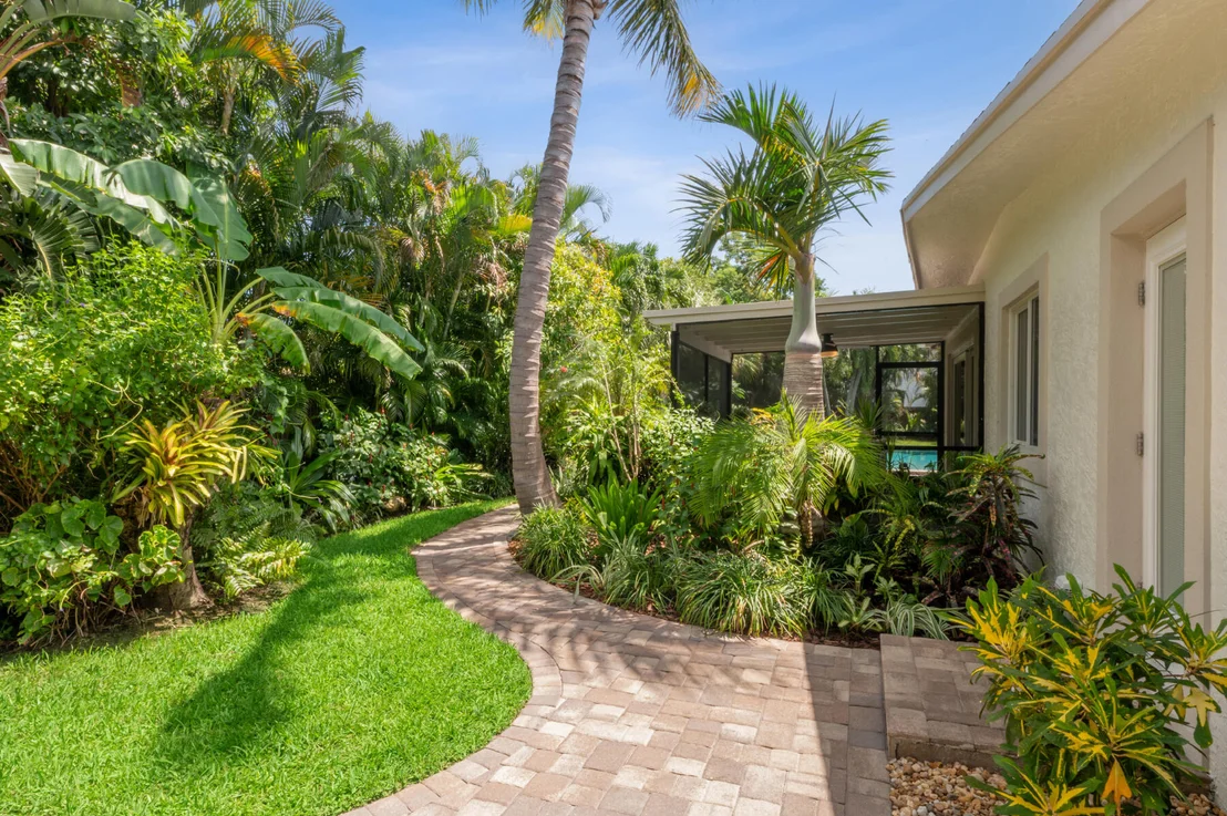 Photo of 136 Lucina Drive