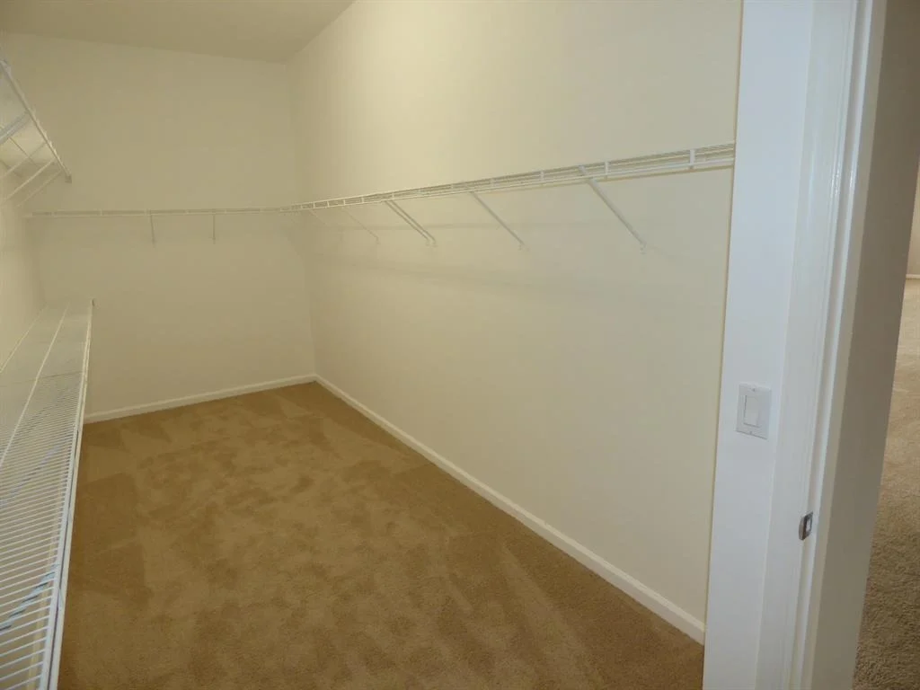 Photo of 2670 Danforth Terrace