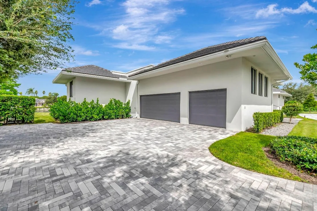 Photo of 3605 Oakview Court