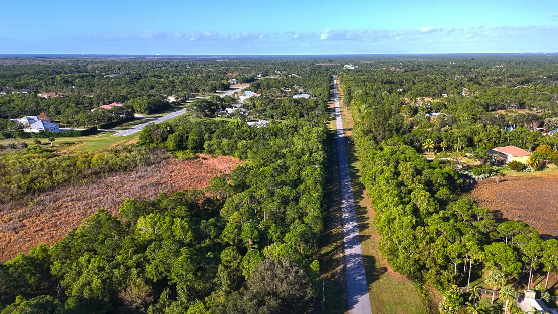 Photo of 3200 SE Downwinds Road