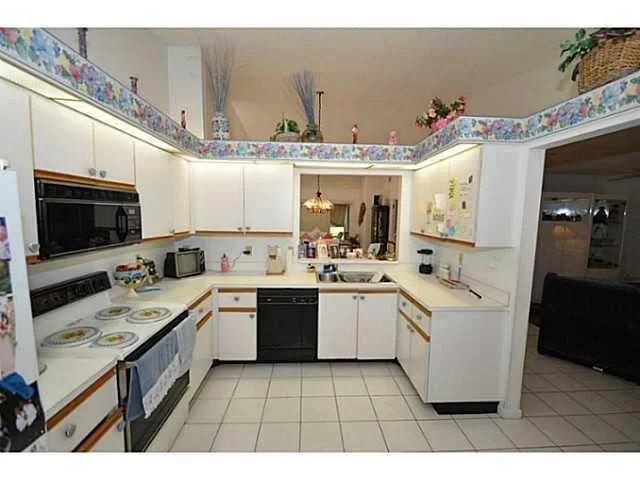 Photo of 6083 Waldwick Circle