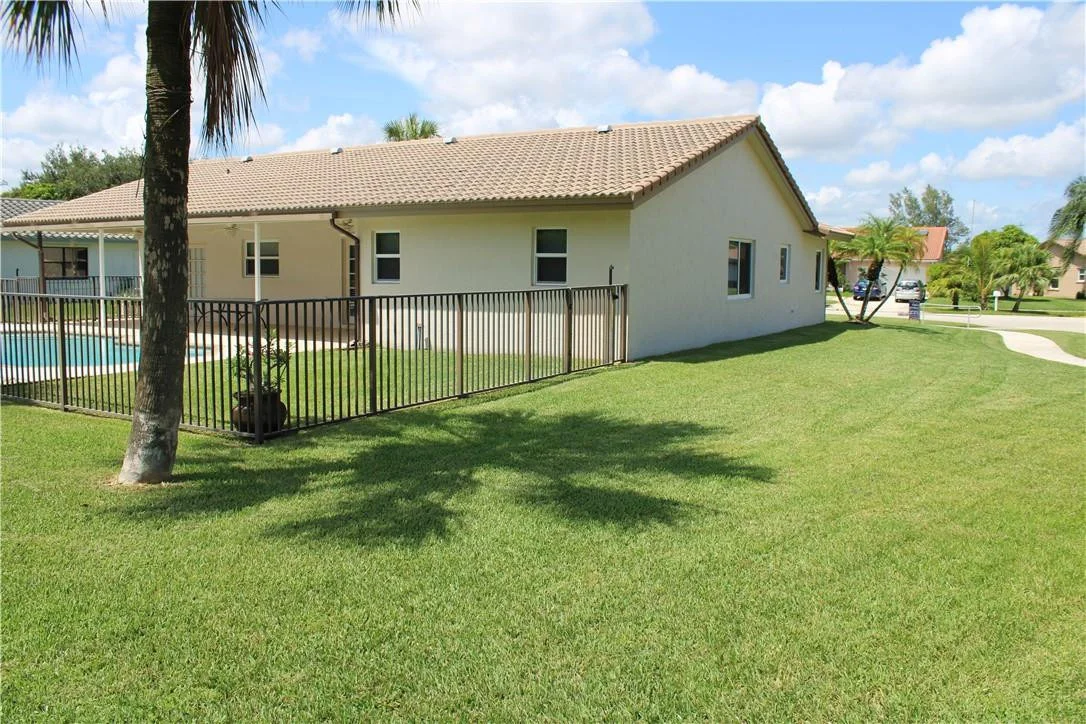 Photo of 7700 Sunflower Drive