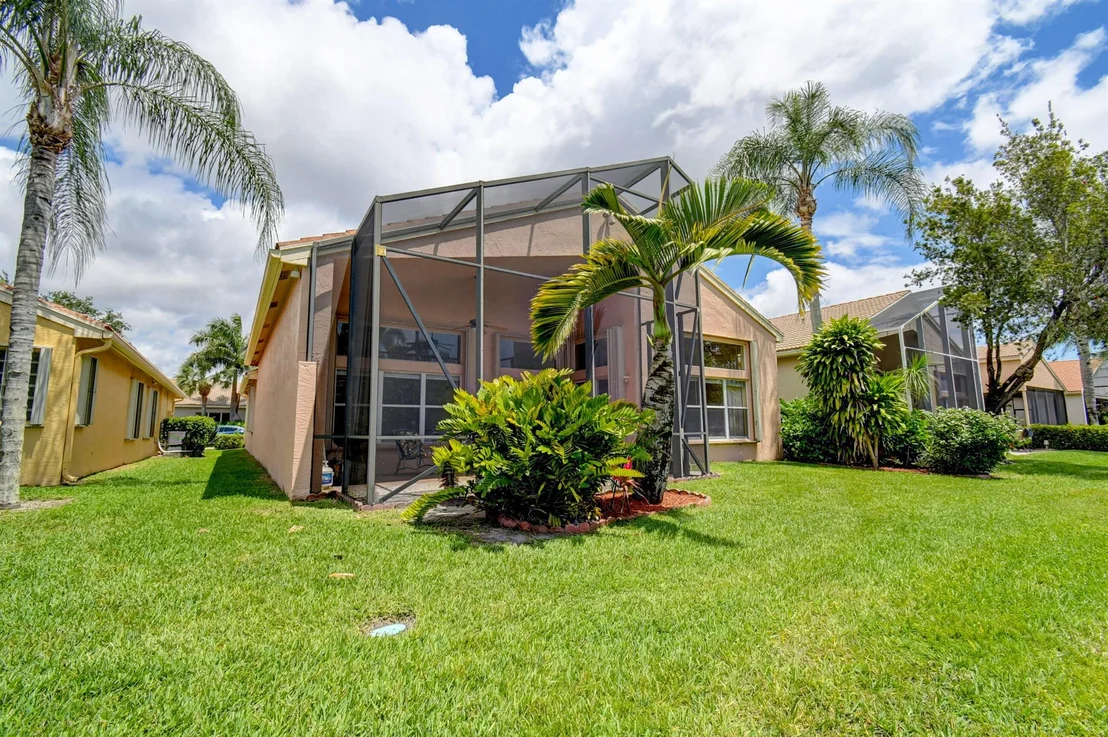 Photo of 8832 Palm River Drive