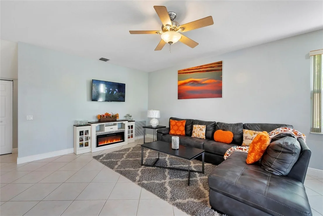 Photo of 3527 Chesapeake Circle