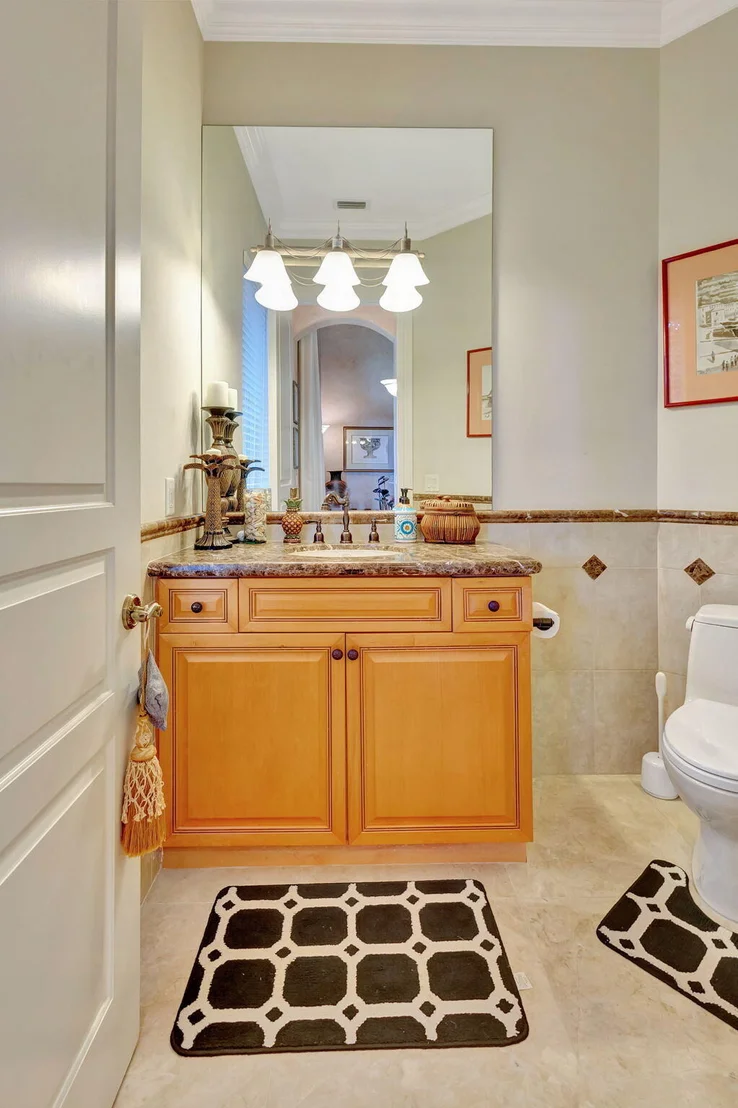Photo of 2330 Tecumseh Circle