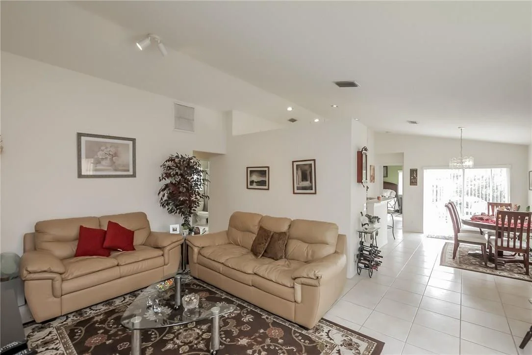 Photo of 4033 Pine Ridge Lane