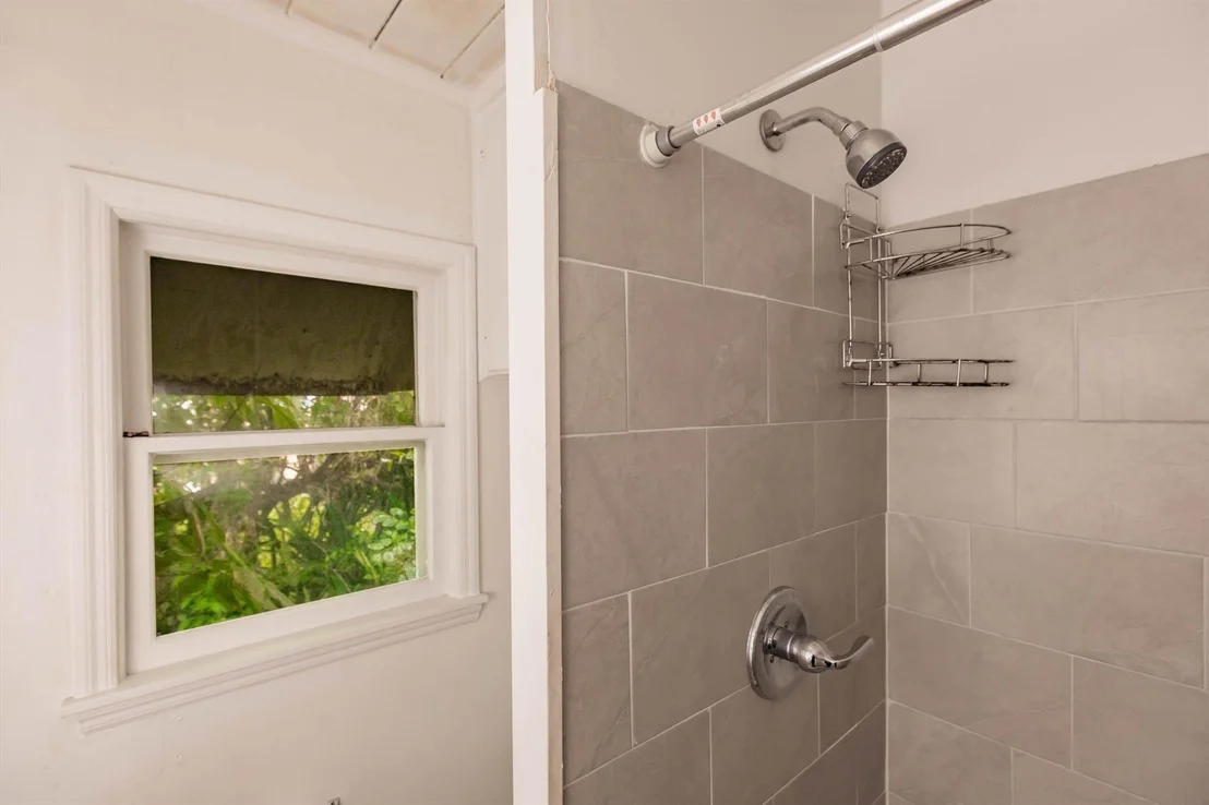 Photo of 509 Putnam Road