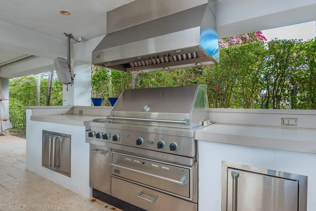 Photo of 6813 Giralda Circle