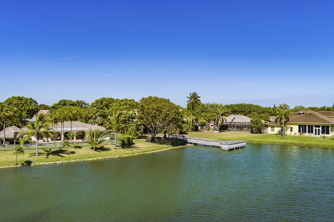 Photo of 4886 Acorn Drive