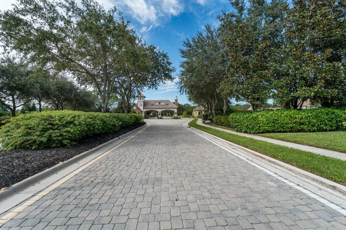 Photo of 9026 Three Rail Drive