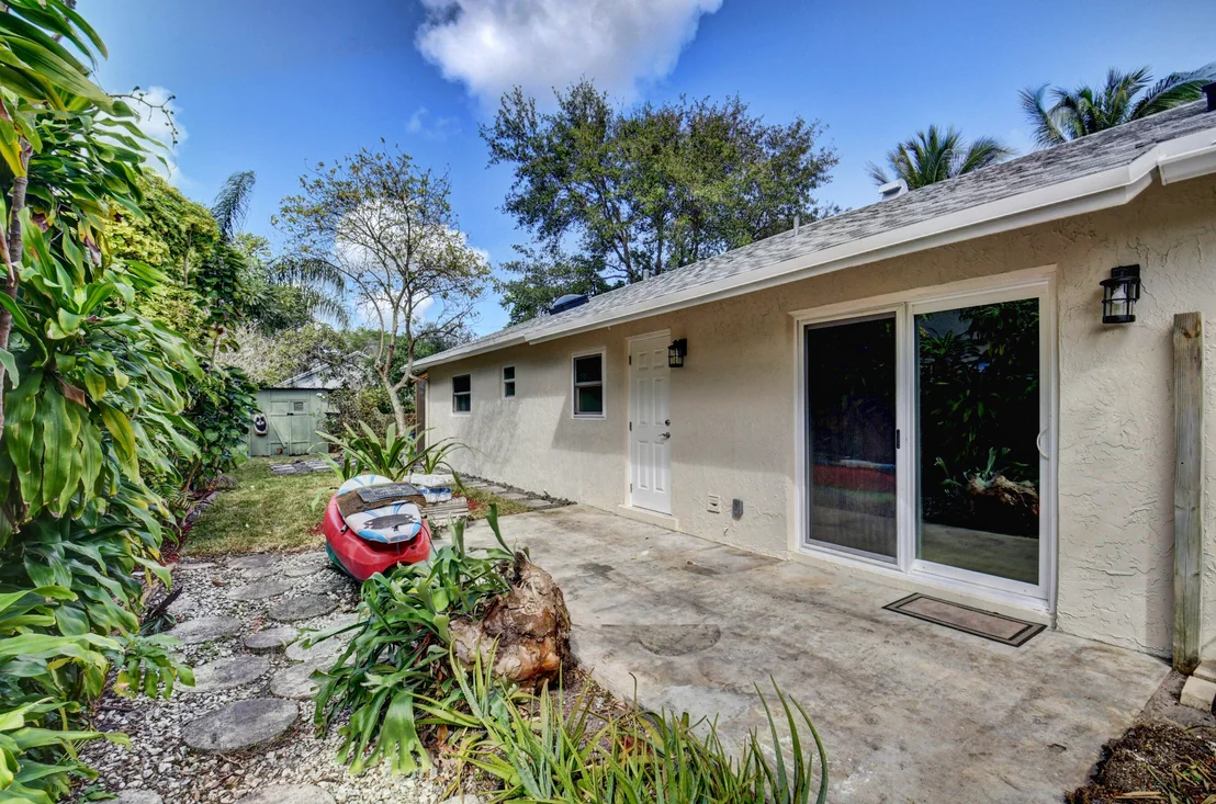 Photo of 4817 Lincoln Road