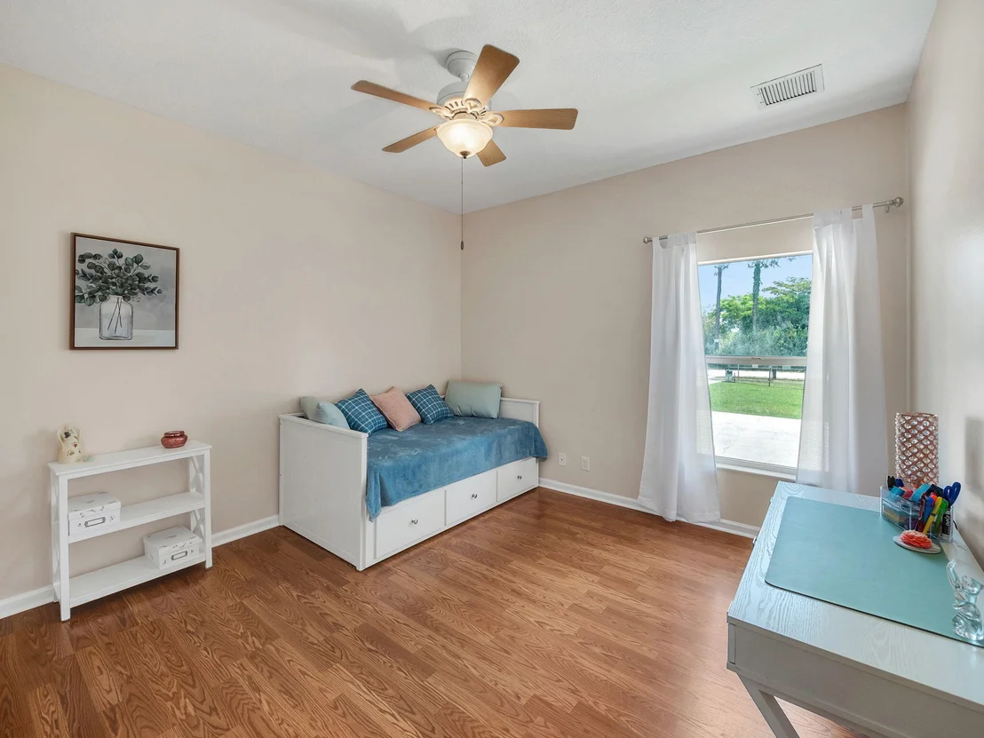 Photo of 8465 Mandarin Boulevard