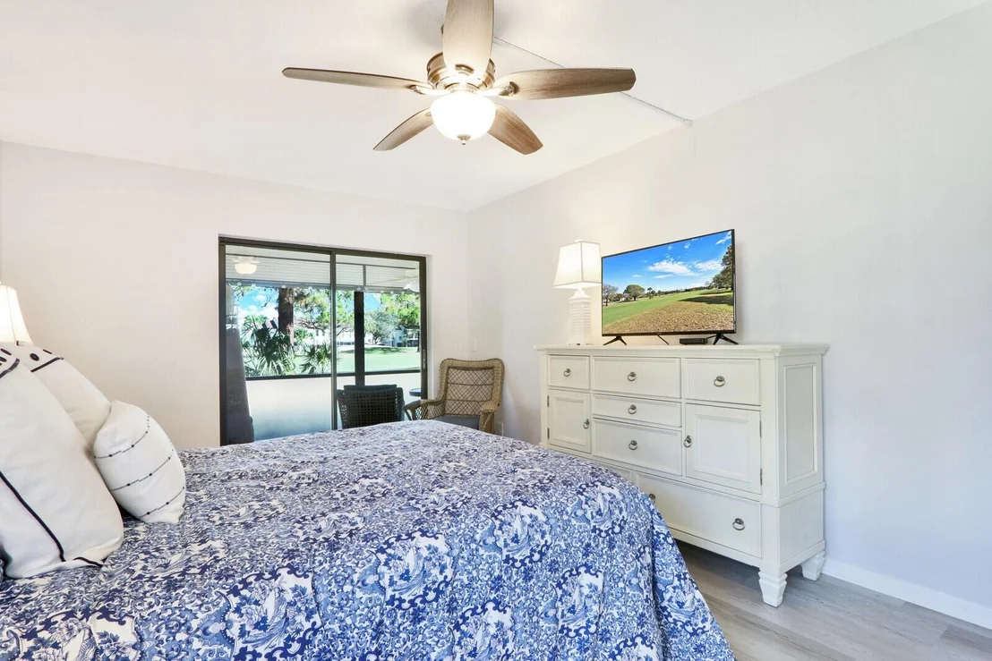 Photo of Unit A at 501 Pinecrest Circle