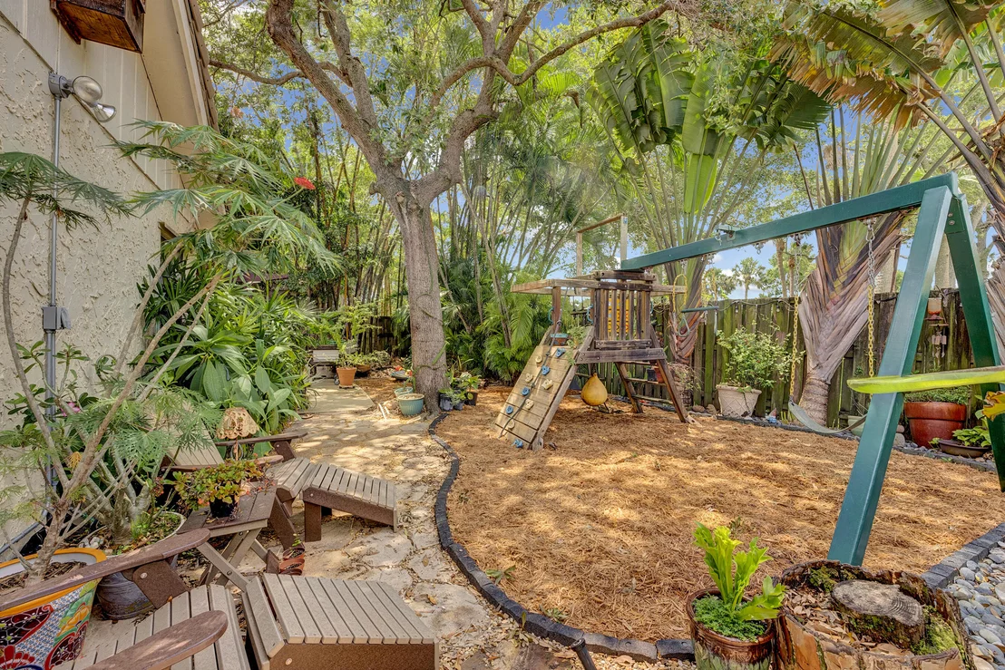 Photo of 6366 Pond Apple Road