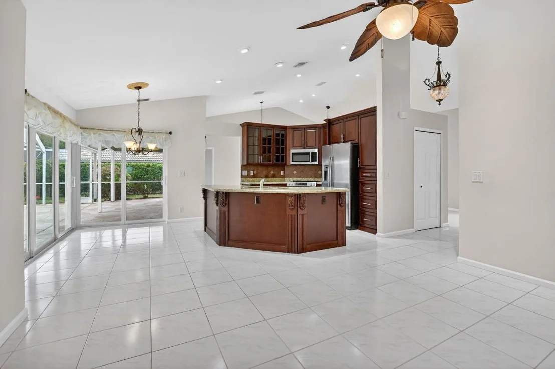 Photo of 10194 Canoe Brook Circle