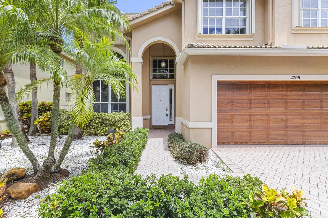 Photo of 4795 S Classical Boulevard