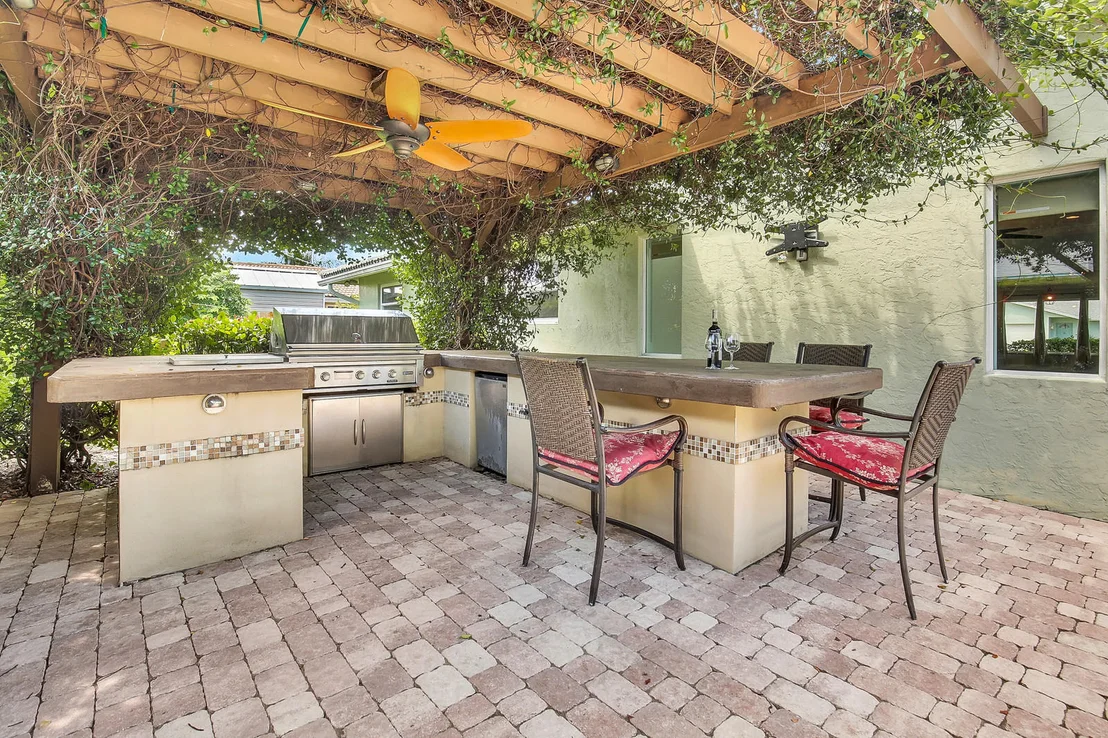 Photo of 618 Sunshine Drive