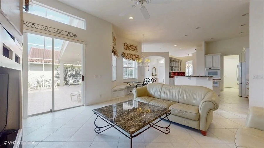 Photo of 6867 Chimere Terrace