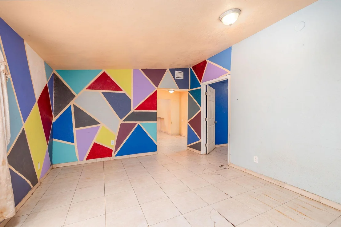 Photo of 3670 NW 27th Avenue