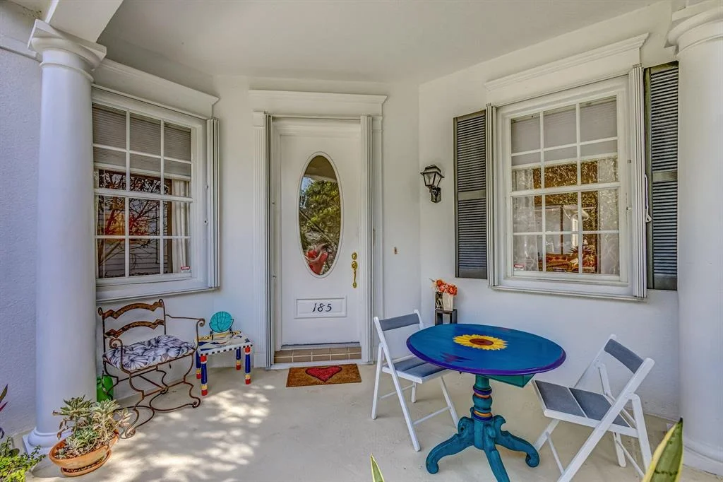 Photo of 185 Barbados Drive