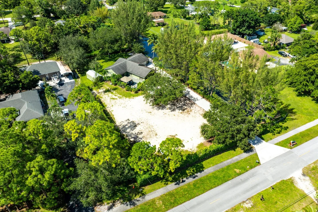 Photo of 4181 Coconut Boulevard