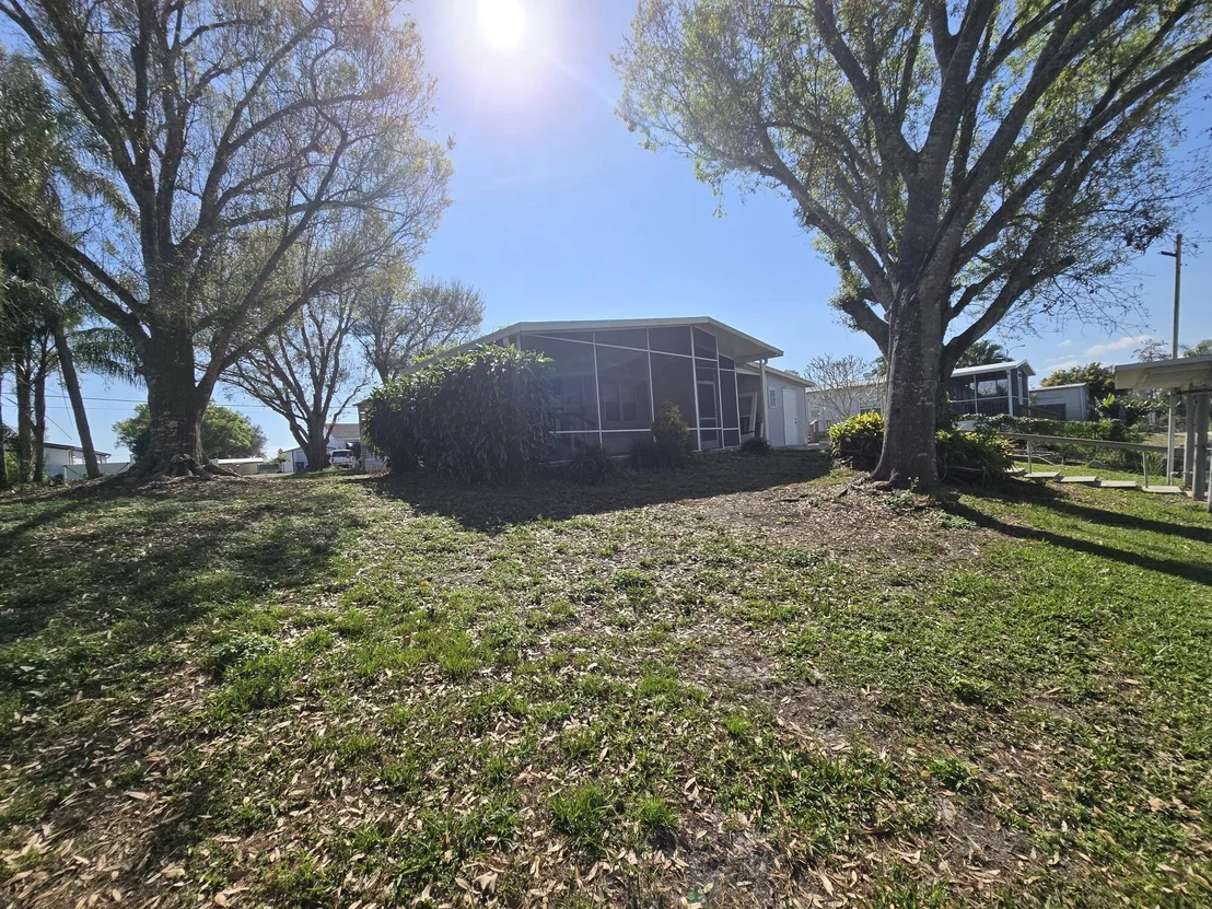 Photo of 2911 SE 18th Court
