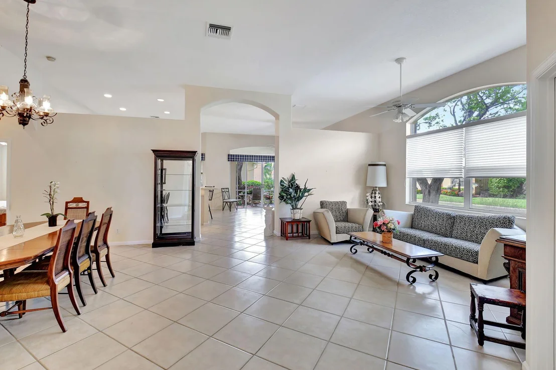 Photo of 7064 Demedici Circle