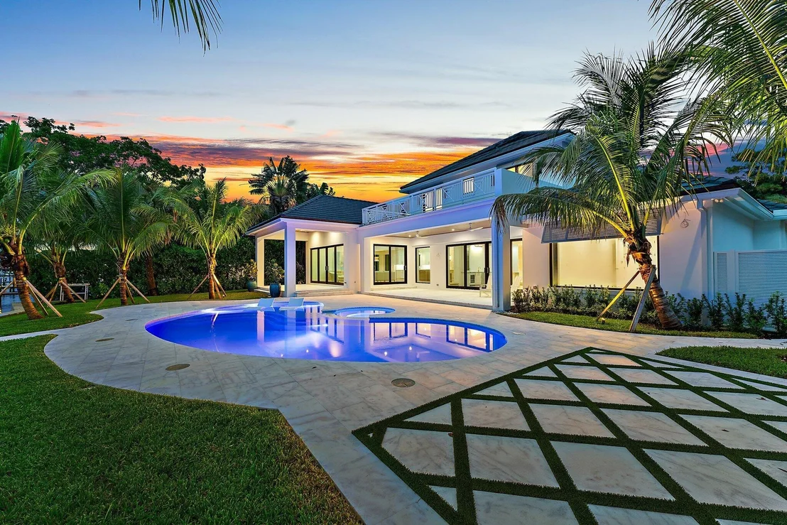 Photo of 21 Bay Harbor Road