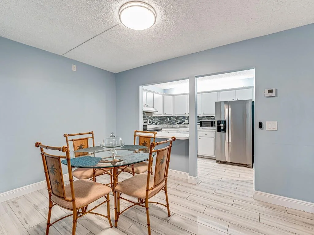 Photo of Unit D1 at 322 Pine Ridge Circle