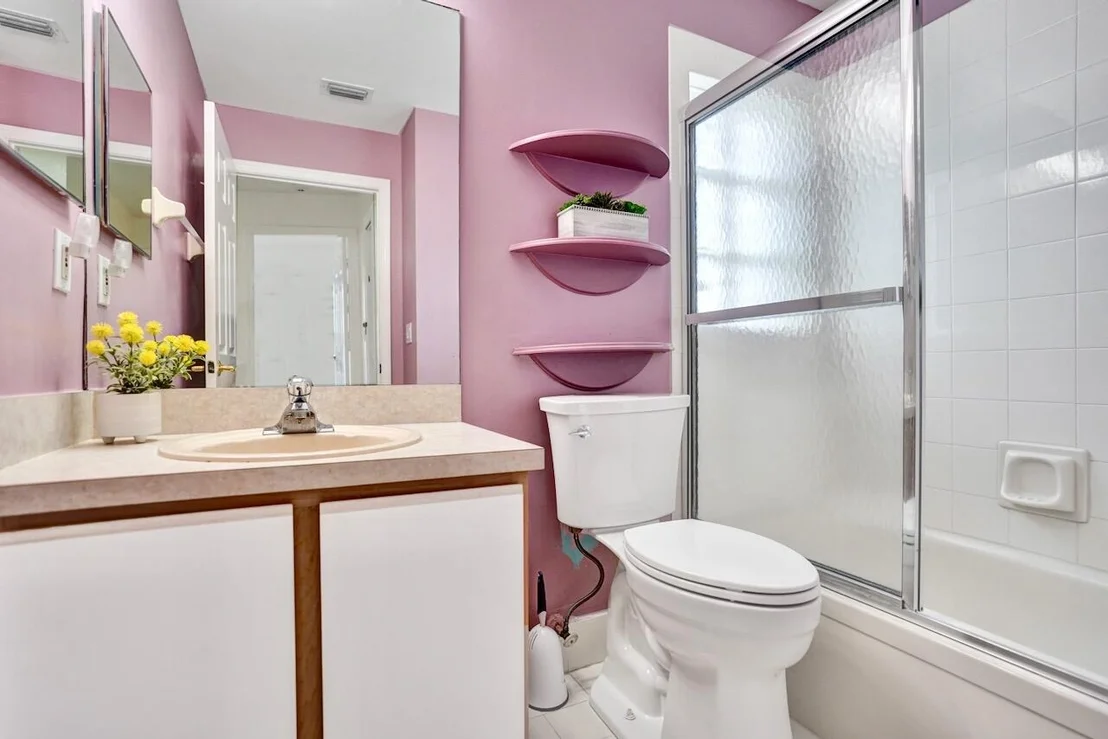 Photo of 8140 Palm Gate Drive